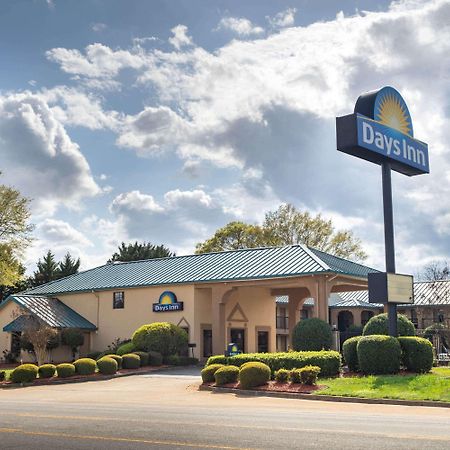 Days Inn By Wyndham Thomaston Dış mekan fotoğraf