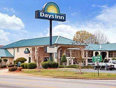 Days Inn By Wyndham Thomaston Dış mekan fotoğraf